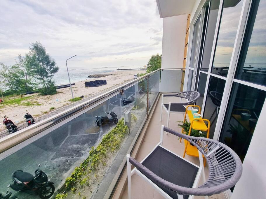 Astria Homes- Your Seaside Home Хулхумале Экстерьер фото